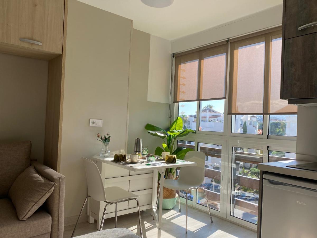Apartamentos Naciones Playa, La Paloma Benalmádena Extérieur photo